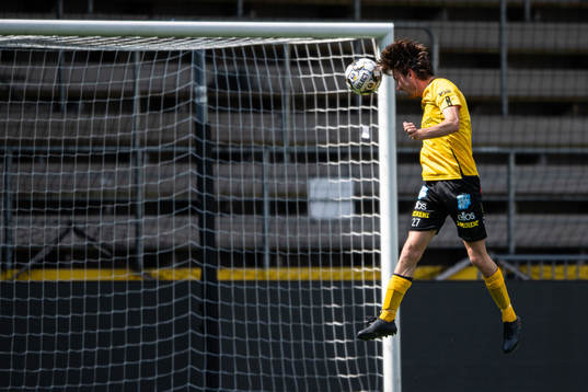 Elfsborgs Kevin Strand nickar in 2-0