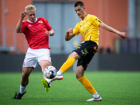 Kalmars Alex Mortensen och Elfsborgs Amer Jusic