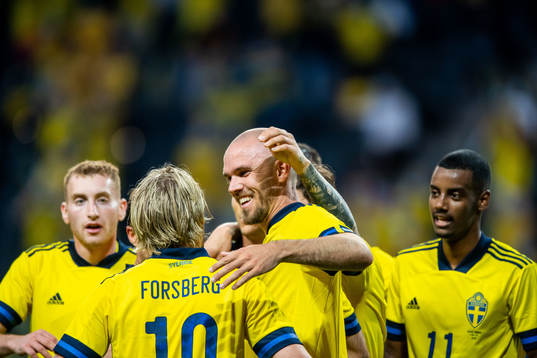 Marcus Danielson of Sweden celebrates 2-0