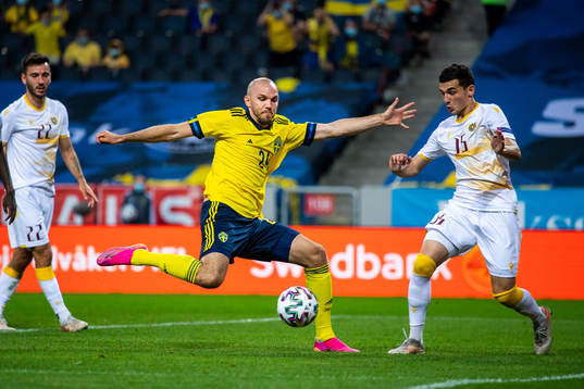 Marcus Danielson of Sweden and Eduard Spertsyan of Armenia