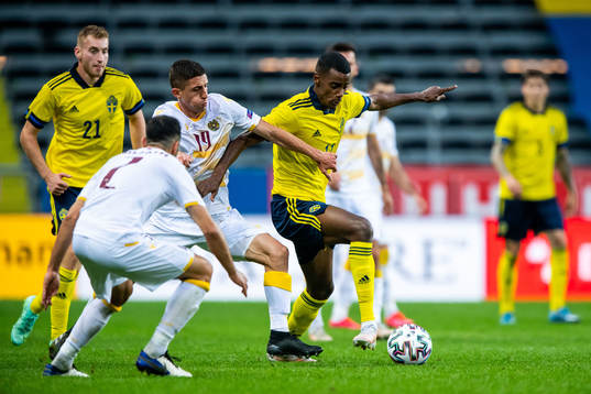 Hakob Hakobyan of Armenia and Alexander Isak and Dejan
