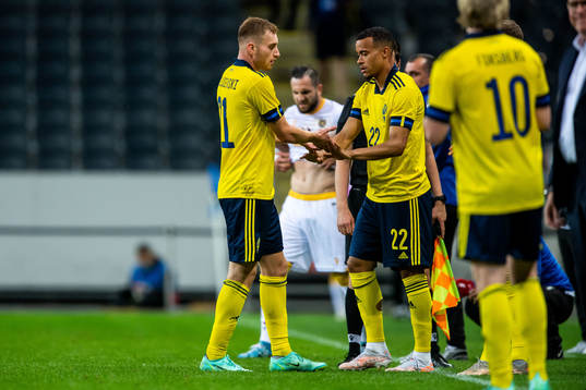 Dejan Kulusevski and Robin Quaison of Sweden