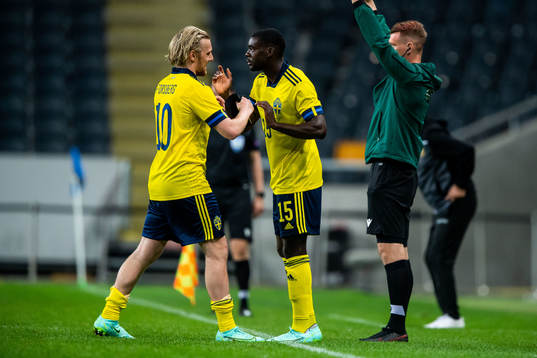 Emil Forsberg and Ken Sema of Sweden