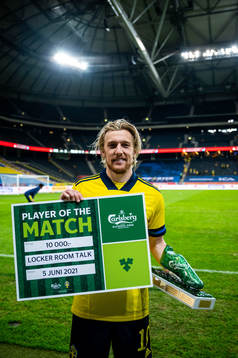 Emil Forsberg of Sweden gets player of the match