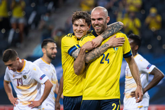 Bläddra bland fler bilder av Football, International Friendly, Sweden - Armenia