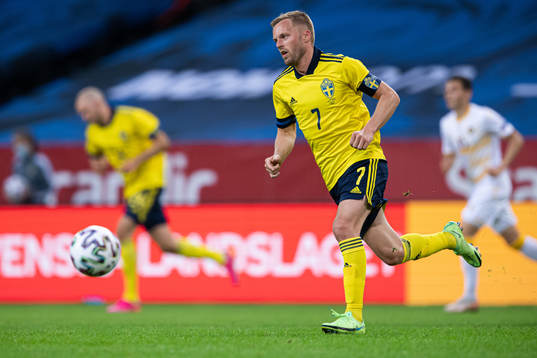 Sebastian Larsson of Sweden