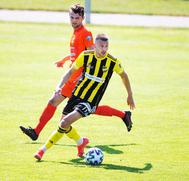IFK Hässleholms Ivan Danielsson Andanovski i matchen i