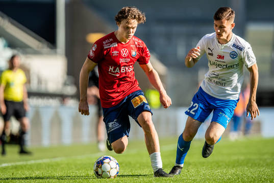 Örgrytes Herman Sjögrell och Värnamos Robin Dzabic