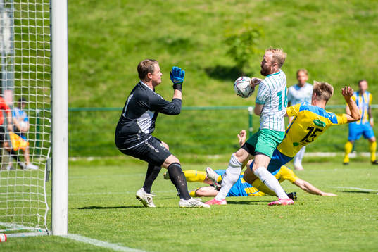 Eskilsminnes William Nilsson gör 1-0
