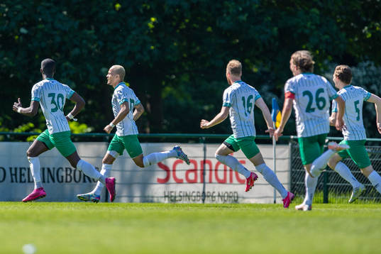 Västra frölundas Pascal Olsson jublar