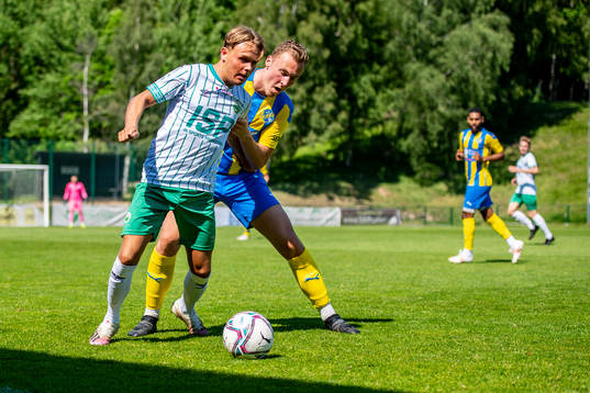 Västra frölundas Jakob Sellhed och Eskilsminnes Linus