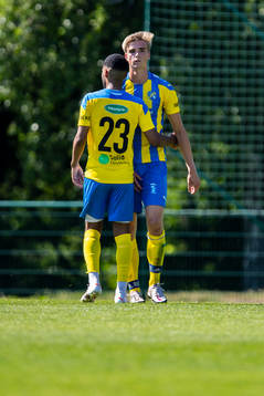 Eskilsminnes William Nilsson och Yonathan Getachew deppar