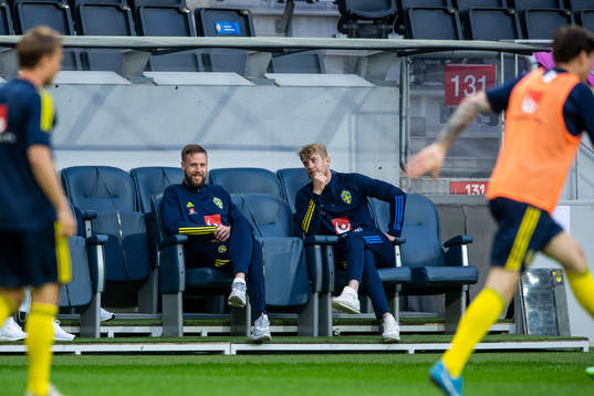 Pontus Jansson and Philip Helander of Sweden