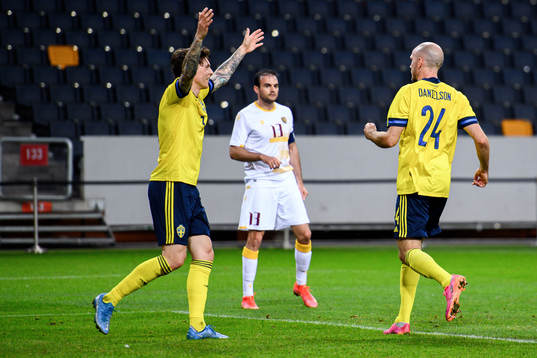 Victor Nilsson Lindelöf and Marcus Danielson of Sweden