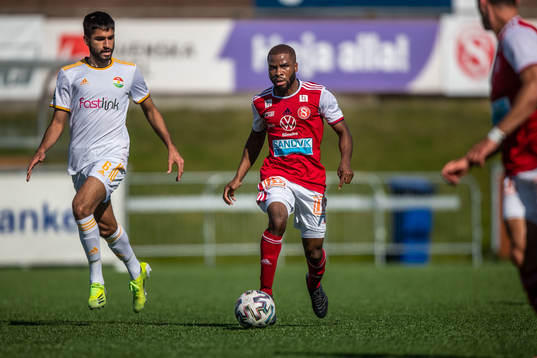 Sandvikens John Junior Igbarumah