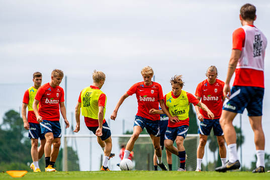 Morten Thorsby and Jonas Svensson of the Norwegian national