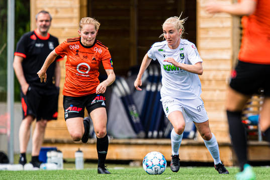 Karen Kraft Vistnes of Åsane and Julie Kvale Støstad of