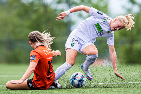 Ida Skaar Kroken of Åsane and Malene Maslø Dunsby of
