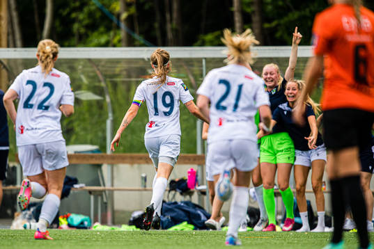 Andrea Anderdal of Øvrevoll Hosle celebrates