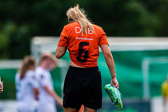 Dina Fosso Dale of Åsane looks dejected