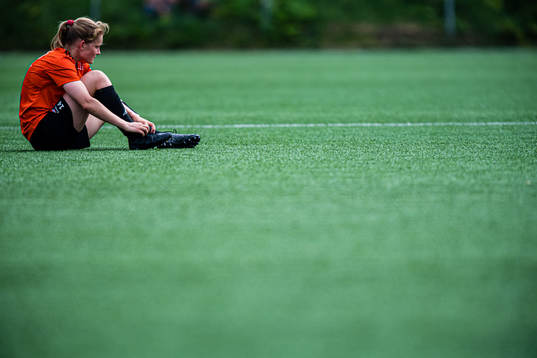 Karen Kraft Vistnes of Åsane looks dejected
