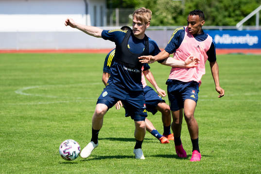 Hampus Finndell och Bilal Hussein