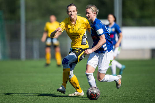 Elfsborgs Maja Wrångemyr och Mariedals Sandra Glans