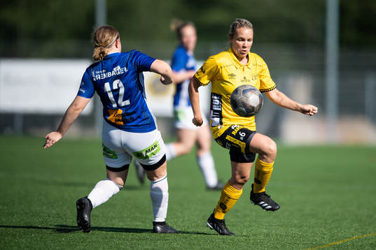 Elfsborgs Linda Westberg Carlsson och Mariedals Lovisa