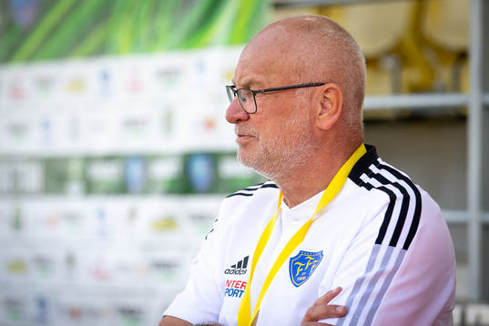 Falkenbergs sportchef Håkan Nilsson före fotbollsmatchen