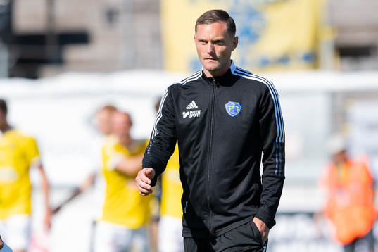 Falkenbergs tränare Tobias Tuvesson