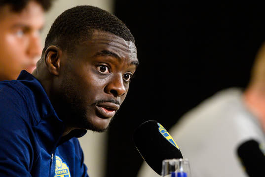 Ken Sema of Sweden