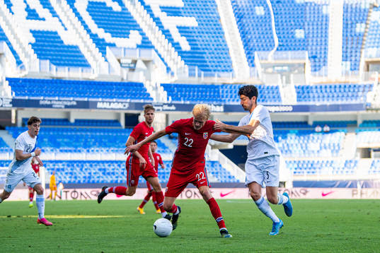 Morten Thorsby of Norway and Andreas Bouchalakis of Greece
