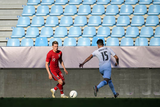 Kristoffer Zachariassen of Norway and Thanasis Androutsos