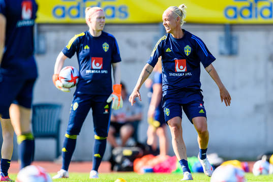 Goalkeeper Hedvig Lindahl and Caroline Seger of the Swedish