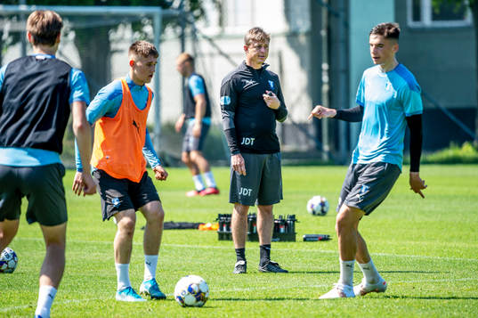 Huvudtränare Jon Dahl Tomasson