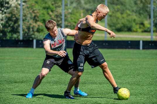 Christoffer Forsberg mot Matias Lassen