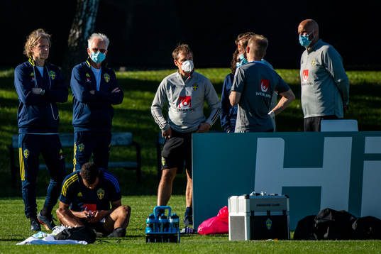 Team doctor Anders Valentin and Doctor Jonas Werner of the