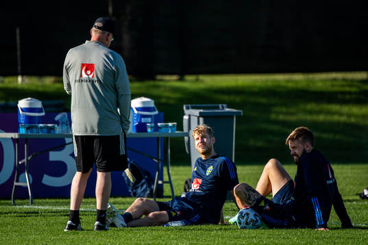Janne Andersson, head coach, Filip Helander and Pontus