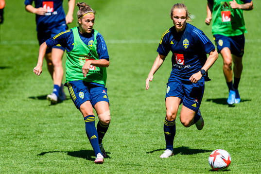 Filippa Angeldahl and Magdalena Eriksson of the Swedish
