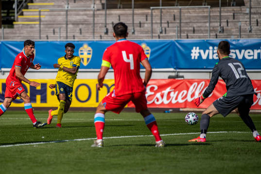 Anthony Elanga of Sweden