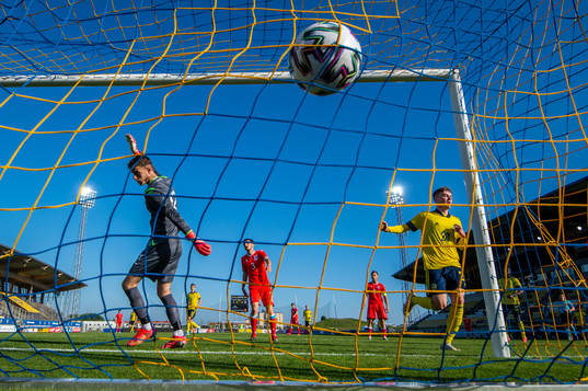 Bläddra bland fler bilder av Football, UEFA Under-21 Championship Qualifier, Sweden - Luxembourg