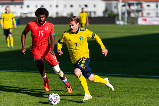 Gianni Medina of Luxembourg and Hampus Finndell of Sweden