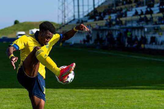 Anthony Elanga of Sweden