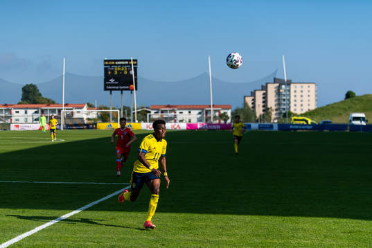 Anthony Elanga of Sweden