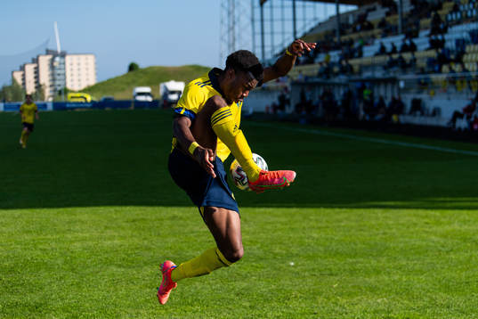 Anthony Elanga of Sweden