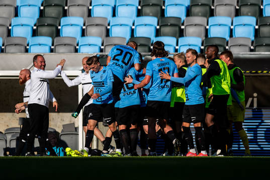 Landskronas spelare jublar