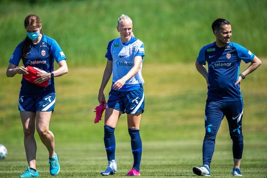 Doctor Said Tutunchian and Karina Sævik of the Norwegian