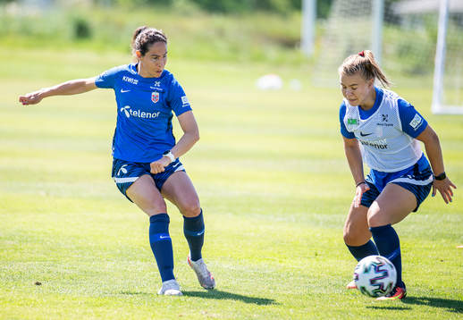 Ingrid Moe Wold and Olaug Tvedten of the Norwegian