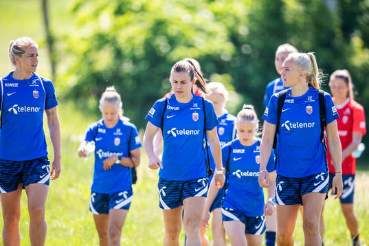 Elise Thorsnes, Emilie Bosshard Haavi and Maria