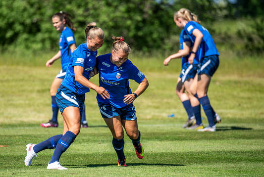 Malin Skulstad Sunde and Olaug Tvedten of the Norwegian
